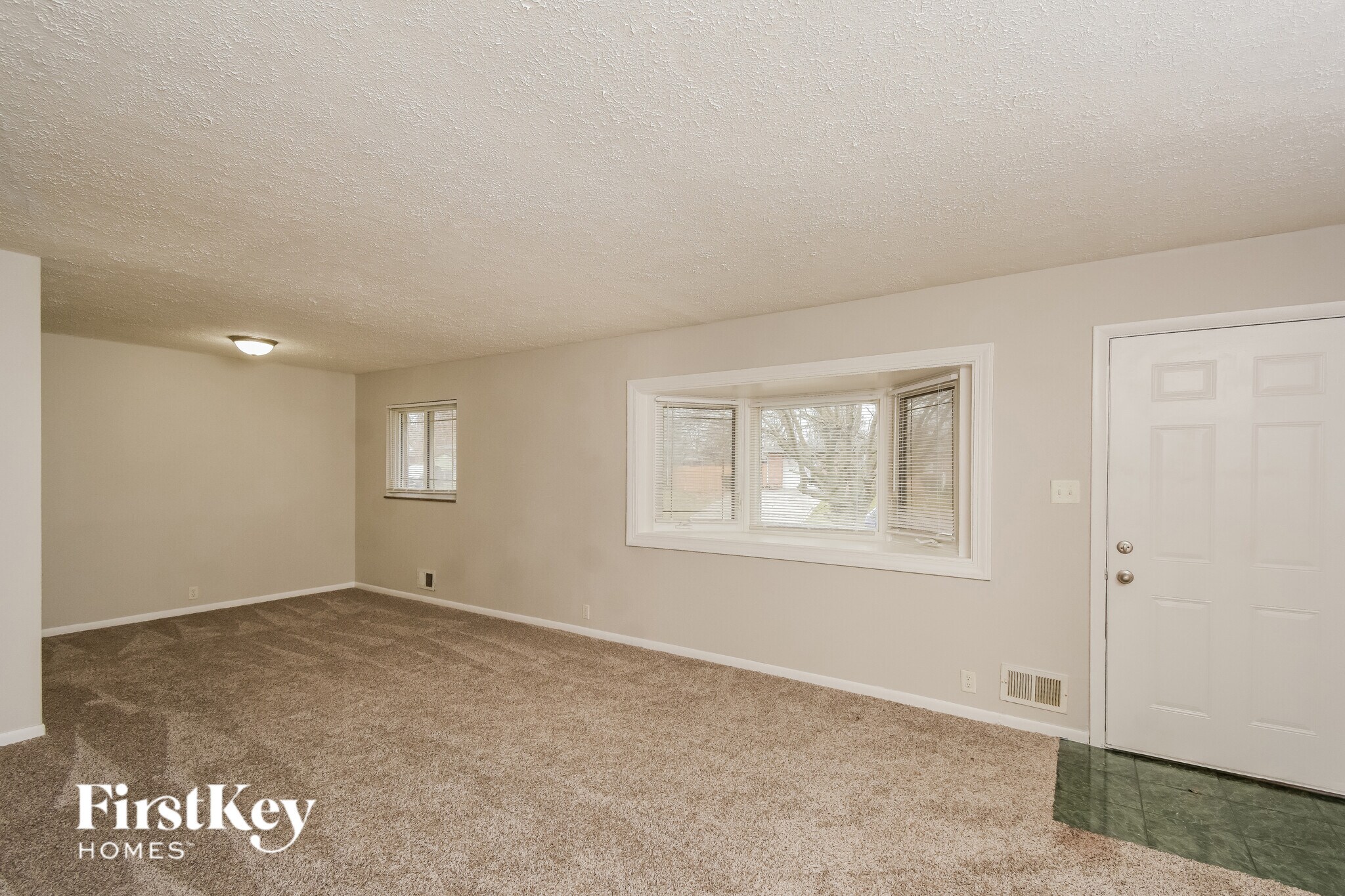 Building Photo - 5602 Culver St