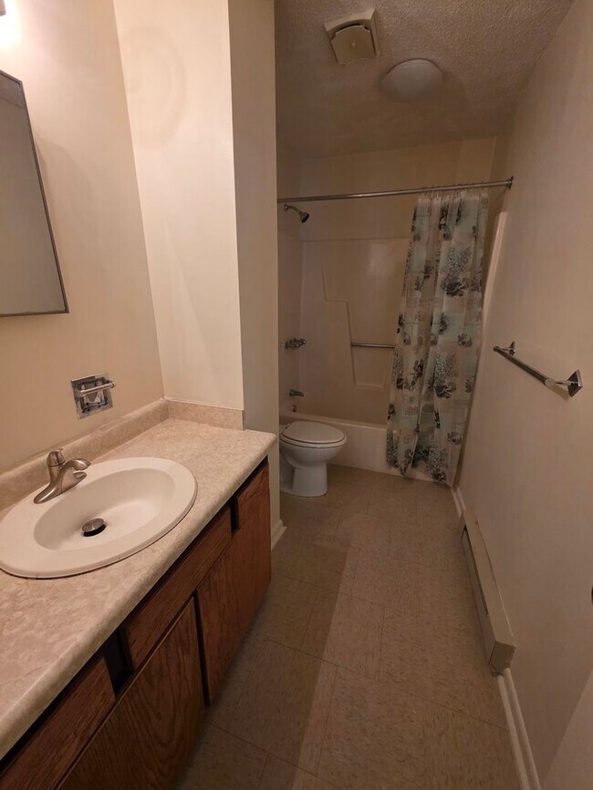 Building Photo - 3119 Bowers Ave