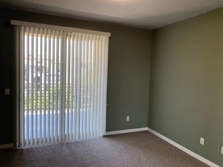 Building Photo - 8355 Station Village Ln