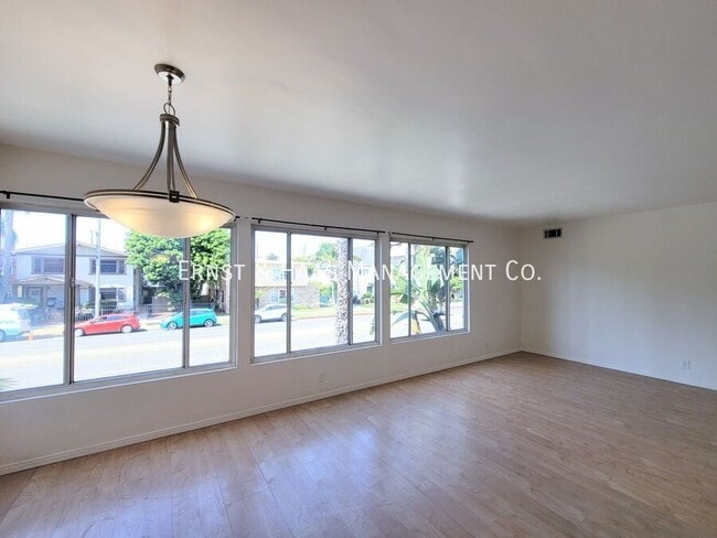 Building Photo - 1250 E Ocean Blvd