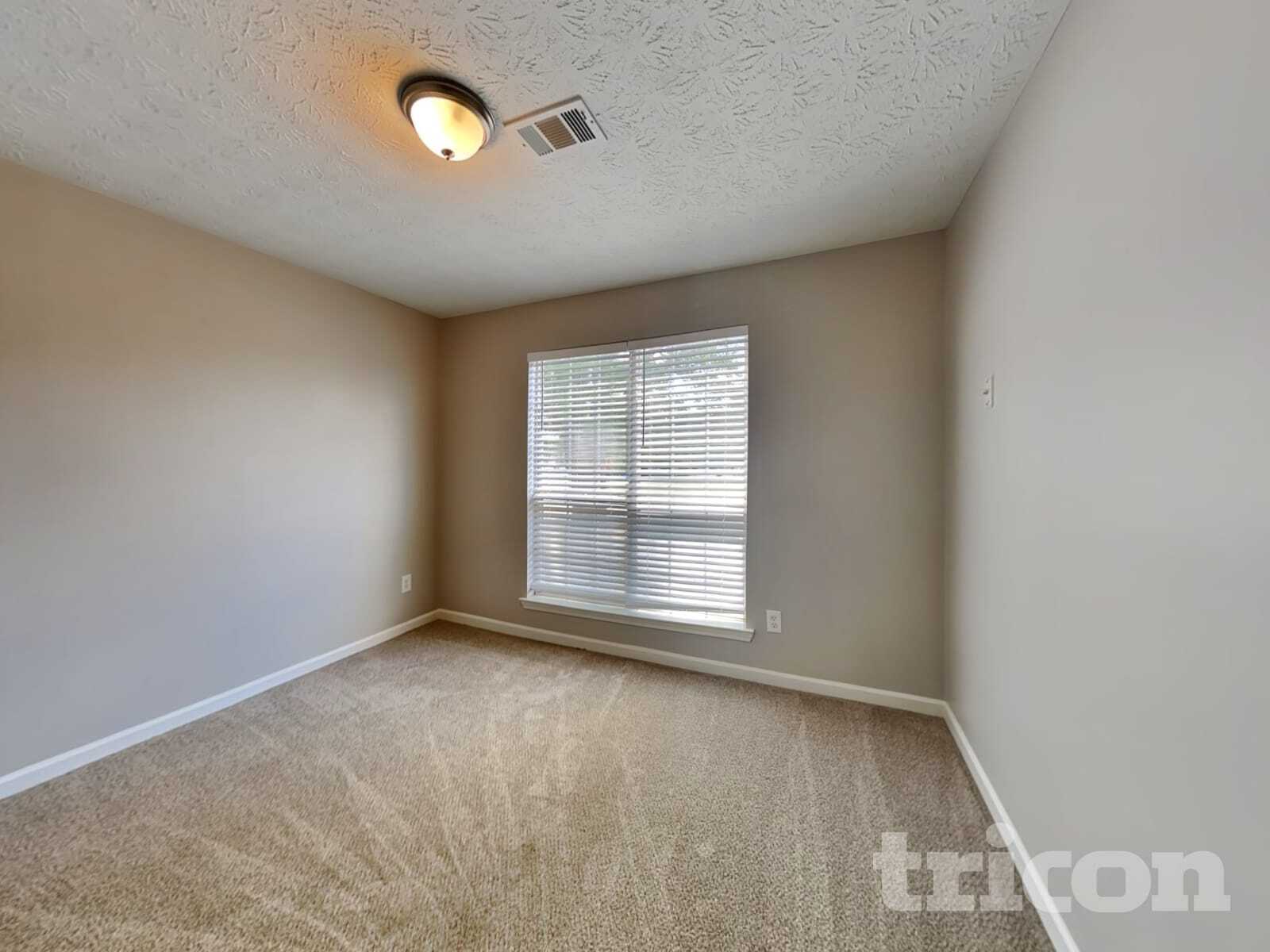 Building Photo - 241 Huntington Dr