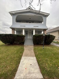 Building Photo - 4067 E 143rd St