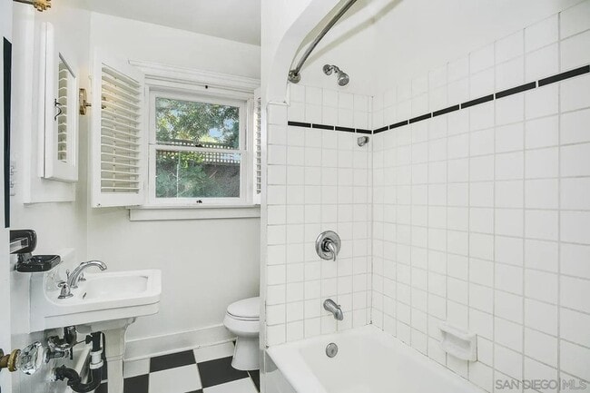 Building Photo - 4524 Maryland Ct