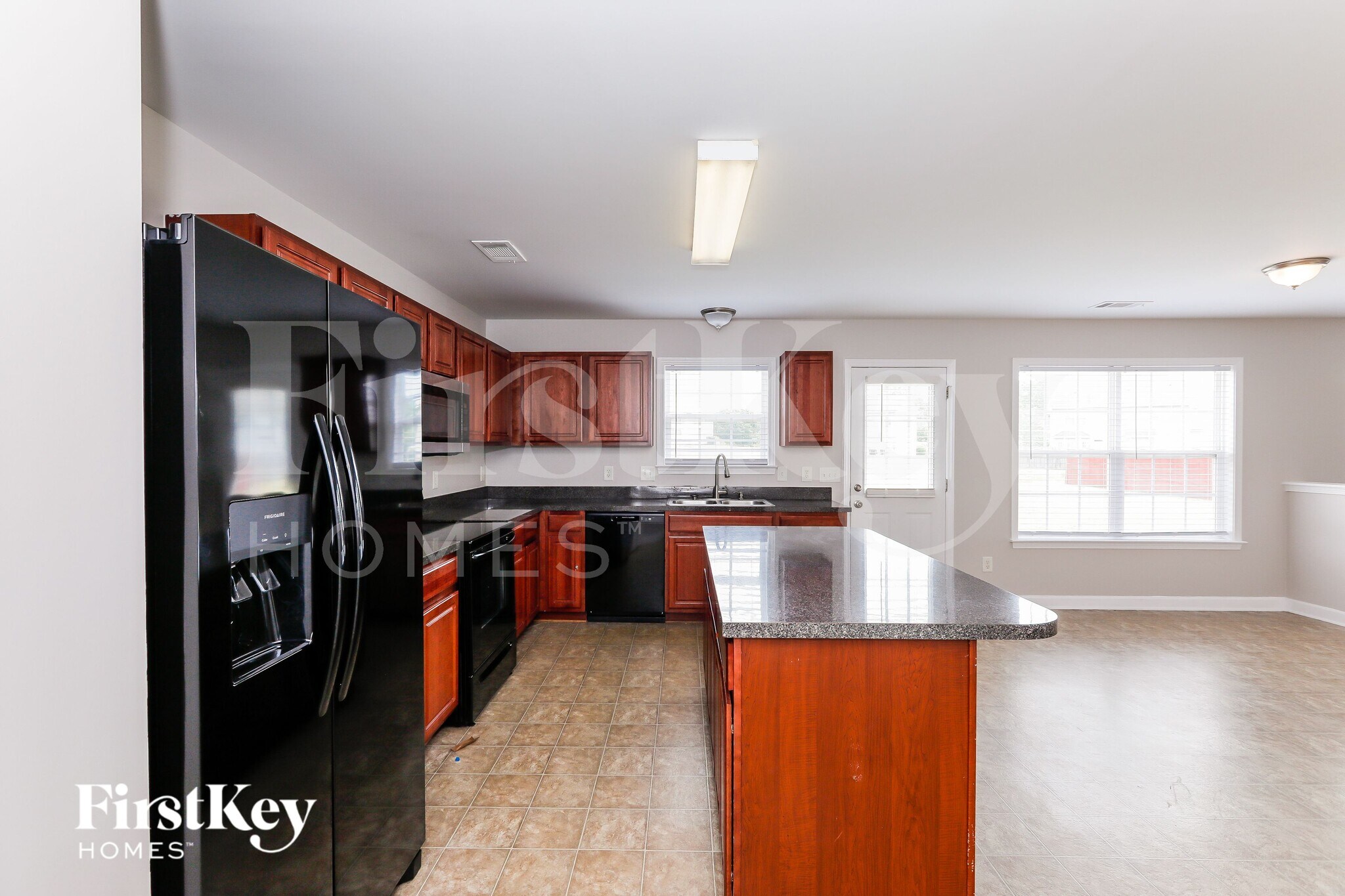 Building Photo - 2922 Blueberry Dr