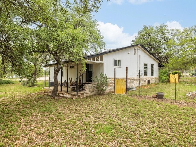 Building Photo - 2591 Spring Valley Dr