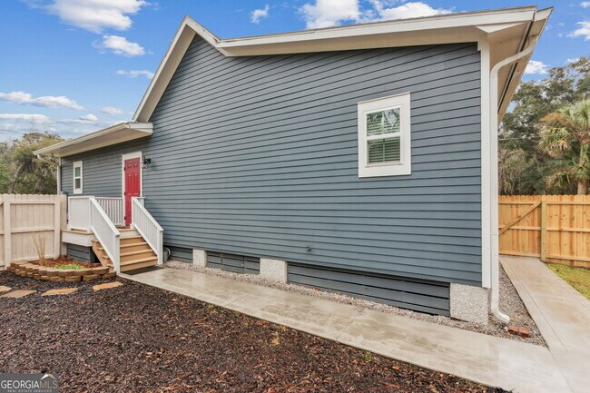 Building Photo - 711 Wheeler St