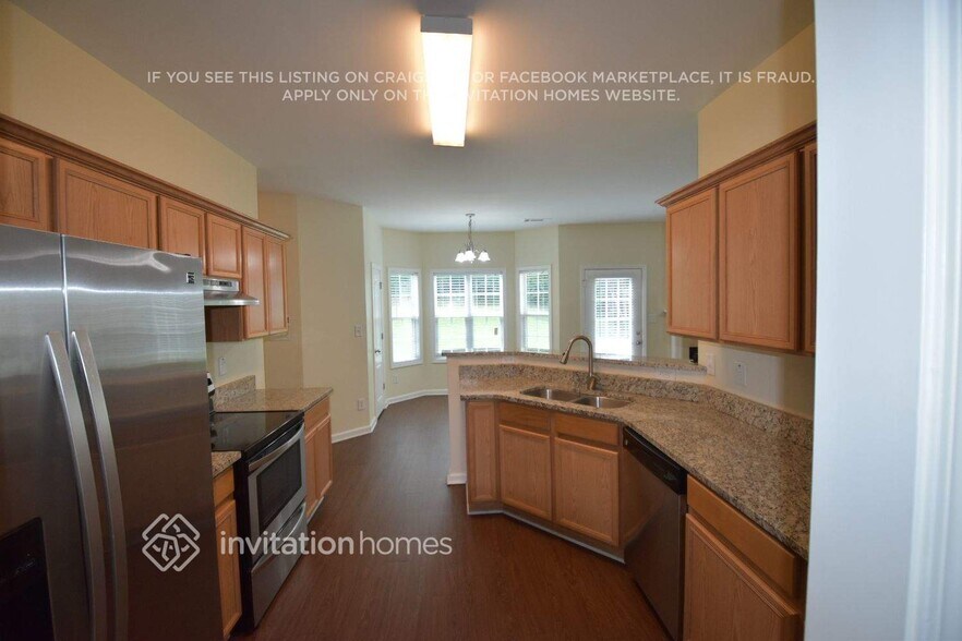 Building Photo - 2652 Sedgeview Ln NE