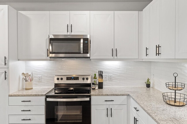 Building Photo - 5820 1/2 Cameron Rd