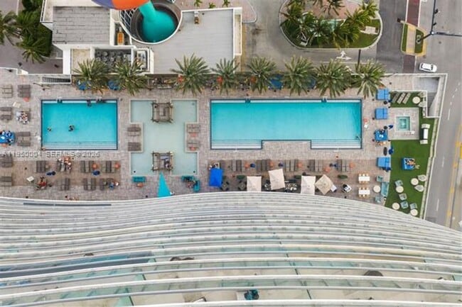 Building Photo - 4111 S Ocean Dr