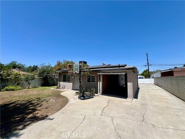 Building Photo - 12987 Correnti St