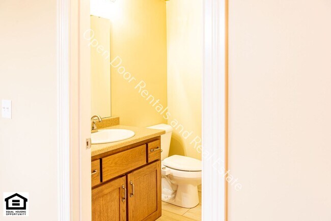 Building Photo - 13558 Paperbark Trail