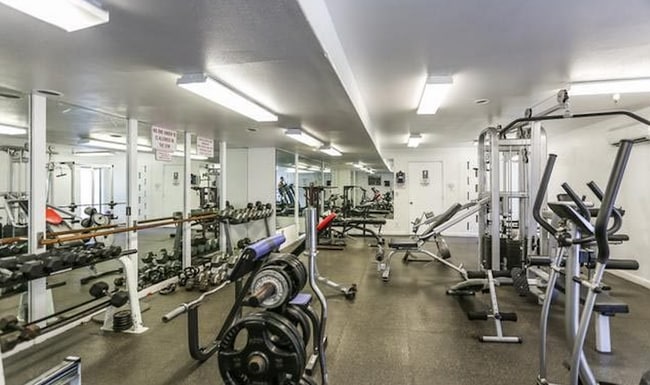 gym - 7777 W 91st St