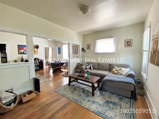 Building Photo - 470 E 300 S
