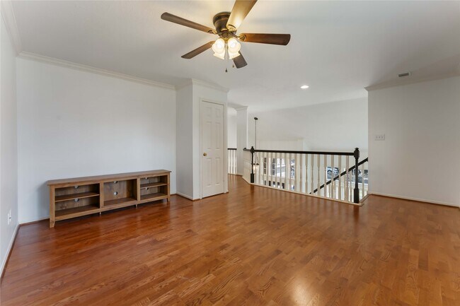Building Photo - 5614 Whisper Ridge Dr