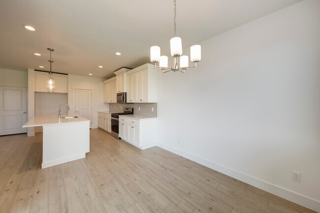 Building Photo - 3756 N Costa Madera Wy