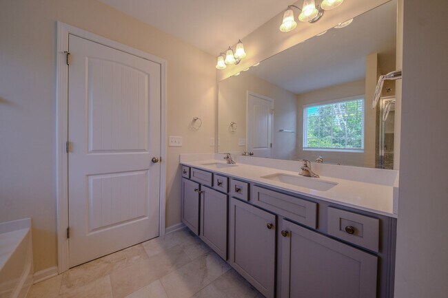 Building Photo - 3207 Riley Frd Trl