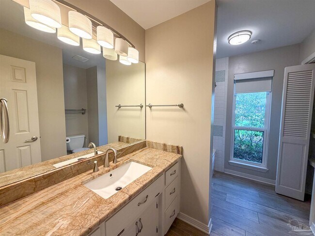 Building Photo - 7707 Beechwood Dr
