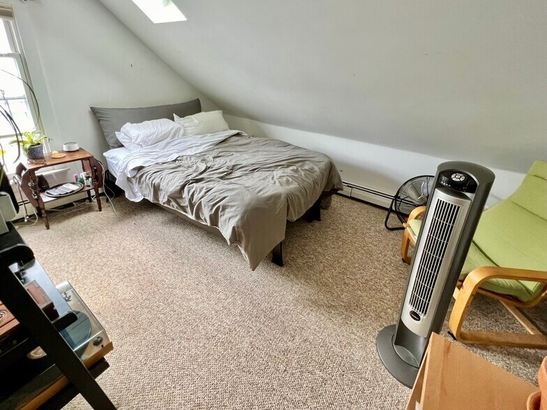 Building Photo - 32 Fairmont Ave