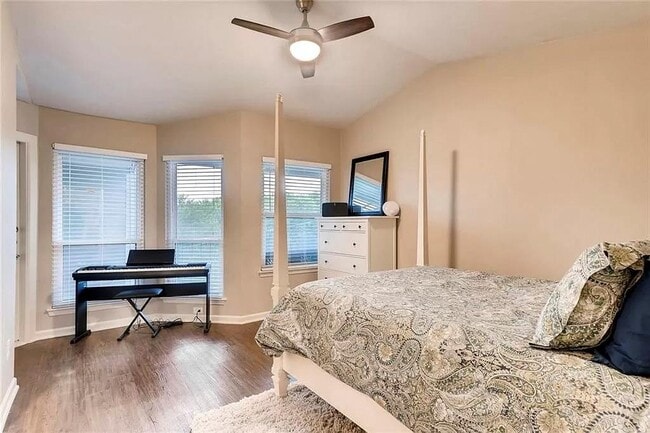 Building Photo - 5313 Indio Dr