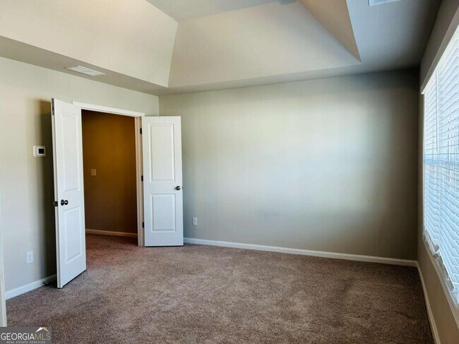 Building Photo - 42 Cobalt Ln