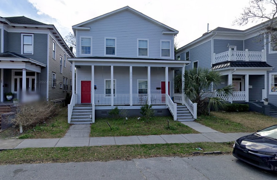 Primary Photo - 211 W 33rd St