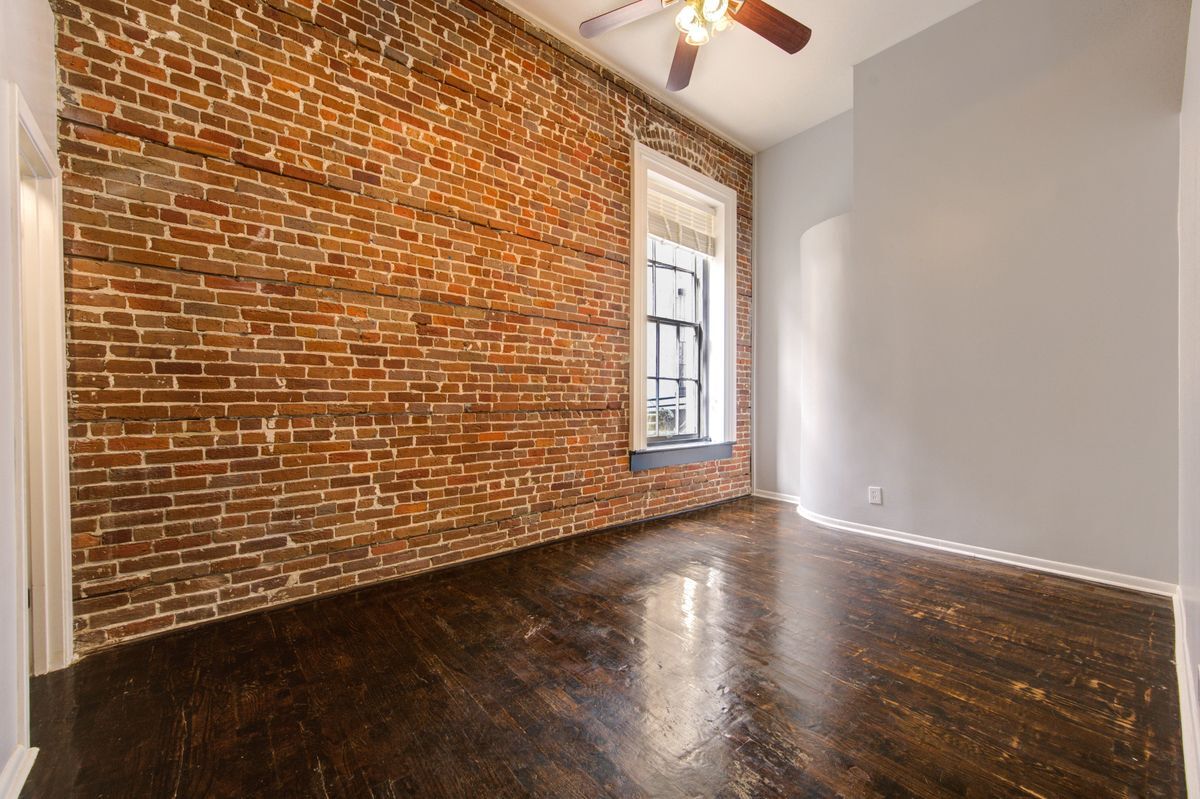 Building Photo - 213 23rd Street Rear