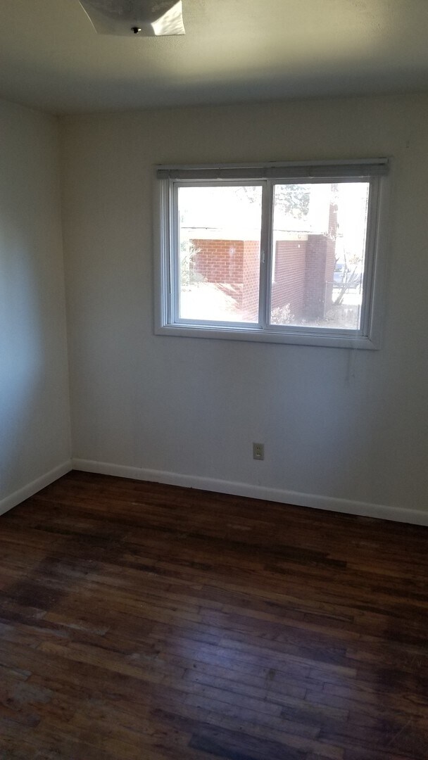 Building Photo - 086-862-862.5 11th Duplex, Bend