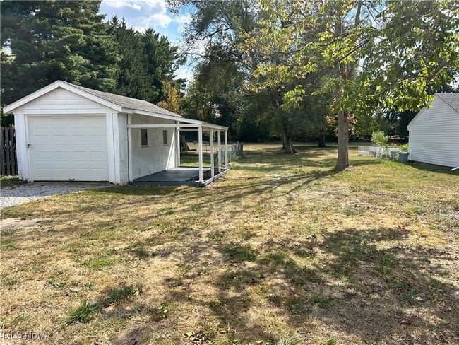 Building Photo - 1102 Palmetto Ave