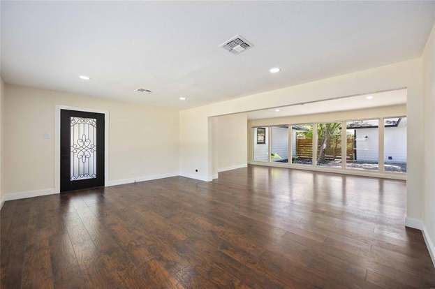 Building Photo - 3403 Linkwood Dr