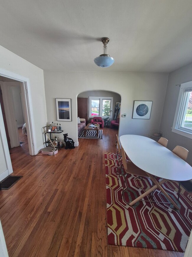 Building Photo - Cute 3 Bed House in a Great Location
