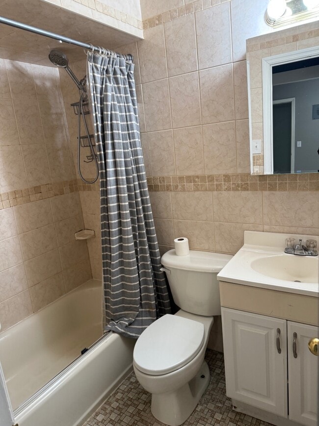 Building Photo - 59 Lisa Ln