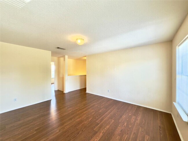 Building Photo - 17125 Dashwood Creek Dr