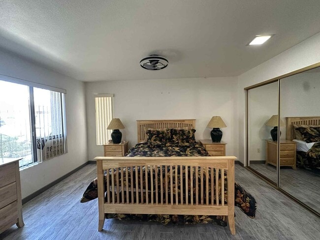 Building Photo - 35200 Cathedral Canyon Dr
