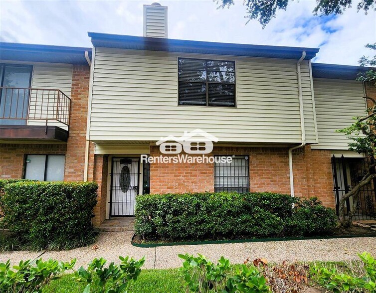 Primary Photo - 2508 Bering Dr