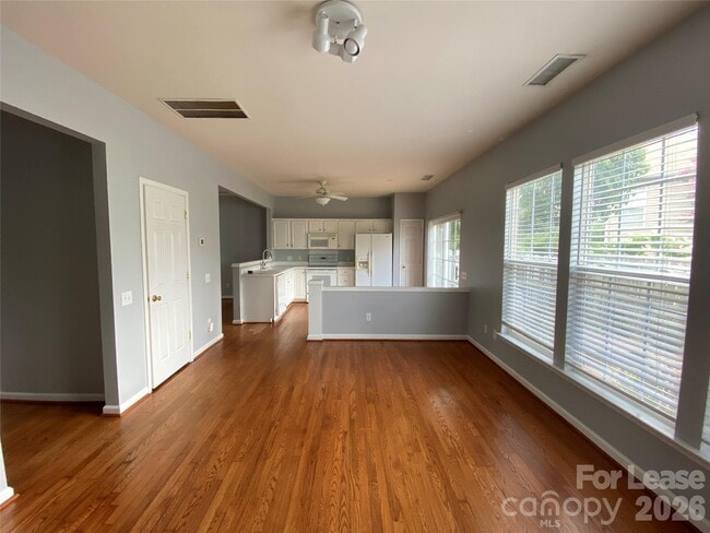 Building Photo - 8807 Ormeau Dr