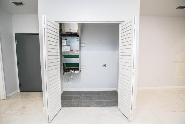 Building Photo - 3108 N Jefferson St