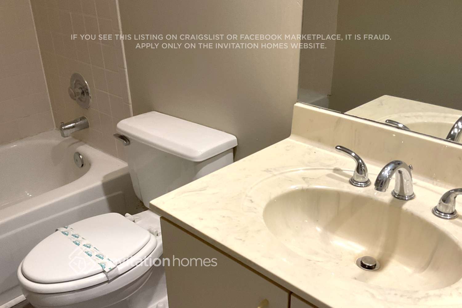 Building Photo - 12220 Sag Harbor Ct