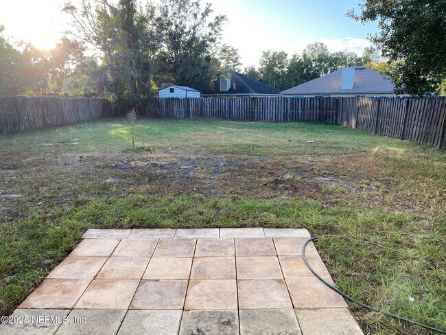 Building Photo - 7086 Shady Pine Ct