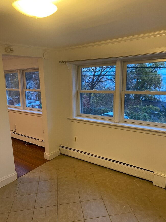 Building Photo - 782 Rte 9