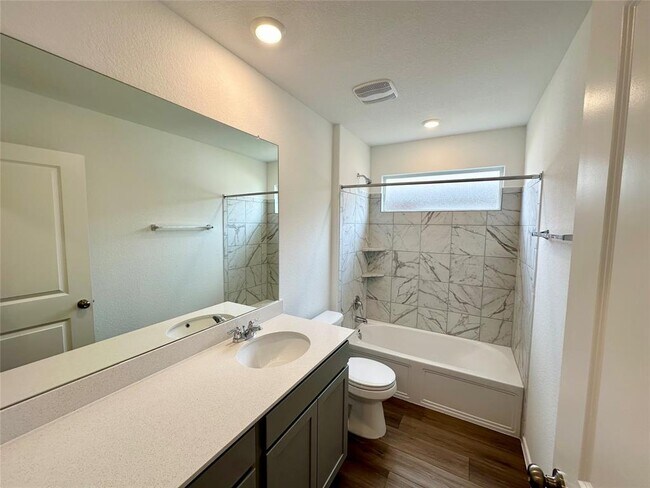 Building Photo - 160 Crawford