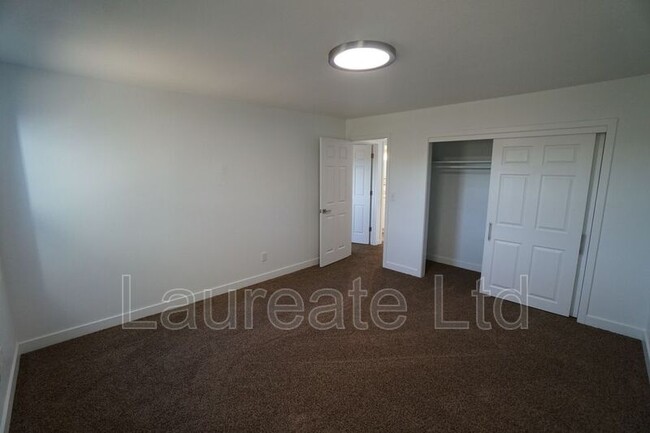 Building Photo - 7152 Depew Cir