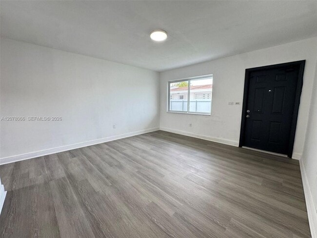 Building Photo - 9355 SW 39th St