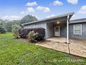 Building Photo - 560 Lee Byrd Rd