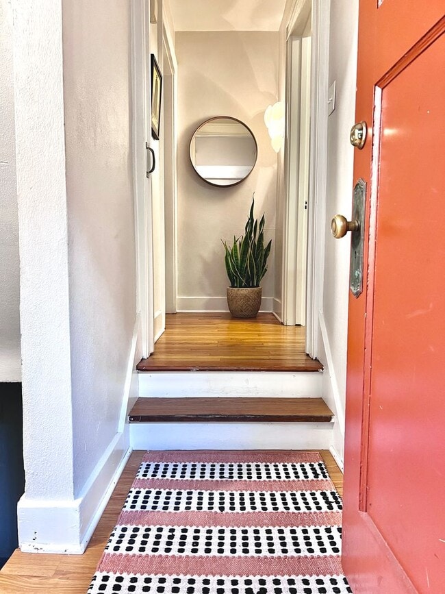 Building Photo - The Ideal TC Downtown Retreat