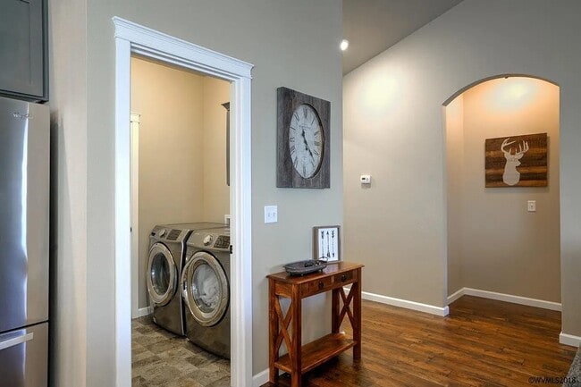 Building Photo - 3115 Duane Ave