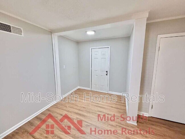 Building Photo - 1234 Whipporwill Cove