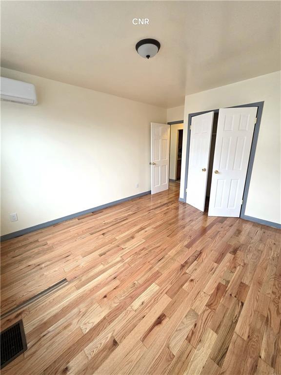 Building Photo - 154 Saratoga Ave