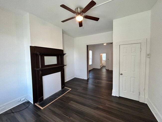 Building Photo - 3208 Carolina Ave