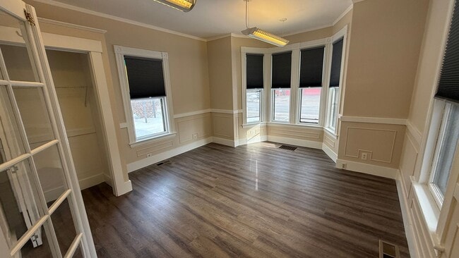 Building Photo - 36 Wakefield St