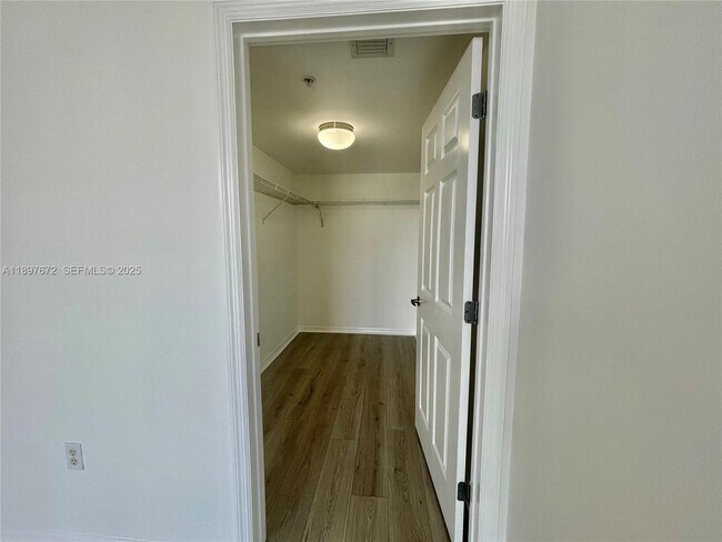 Building Photo - 900 SW 8th St